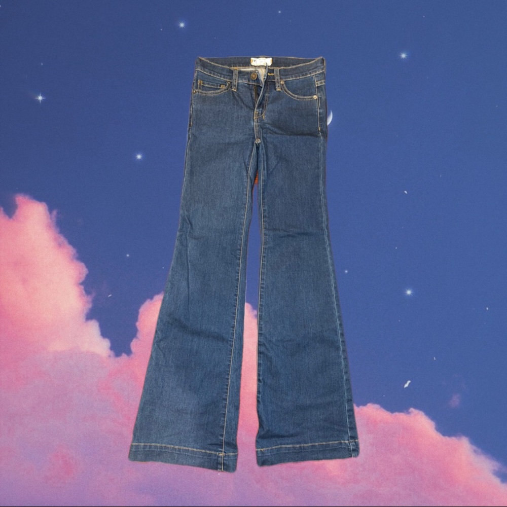 dark blue ultra flare low cut jeans